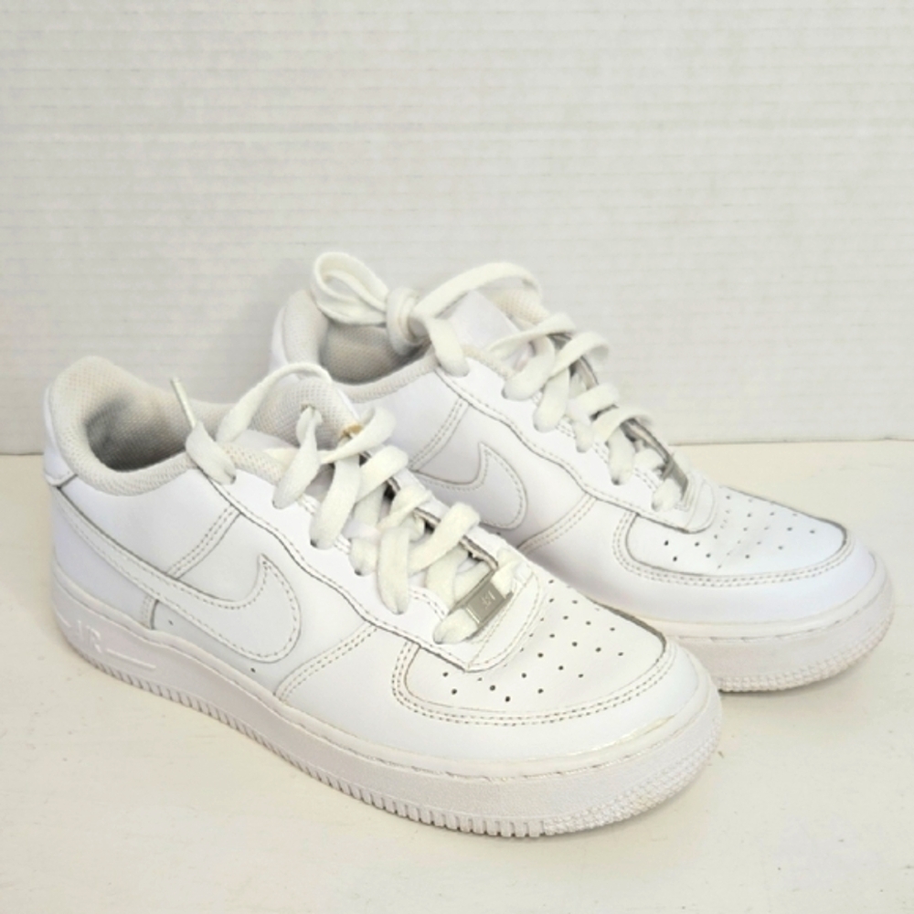 Nike Air Force 1 Size 4Y